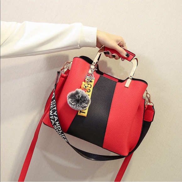 Single Strap Fashion Bag - Picture 2 of 2